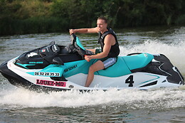 AQUA-R-FLY
