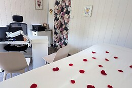Véronique Geronutti, Naturopathe