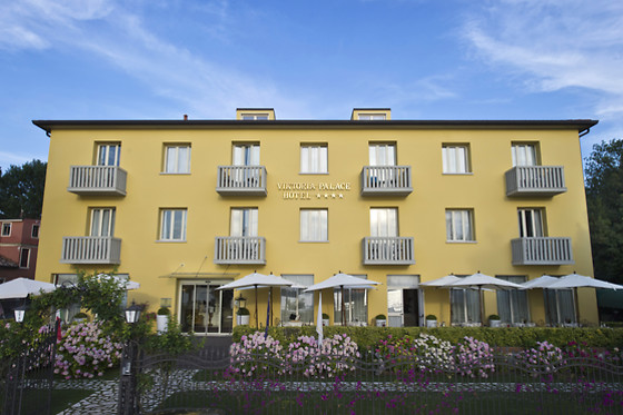 Viktoria Palace Hotel - photo 9