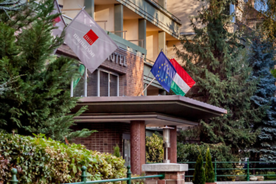 Mamaison Hotel Andrassy Budapest - photo 8