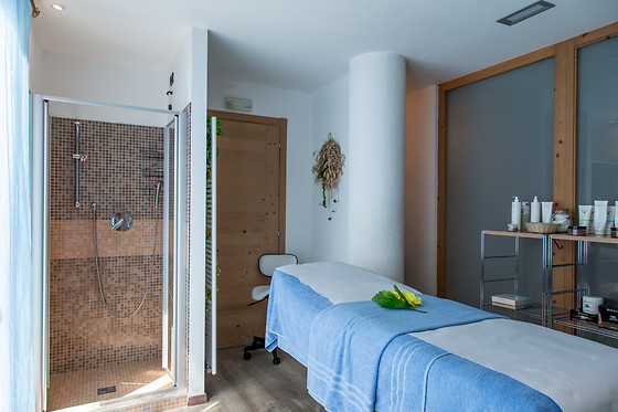 Hotel Alpine Mugon**** - photo 0