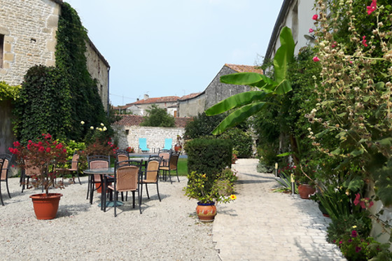 Hôtel du Donjon - photo 6