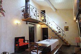 Le Vieux Mas