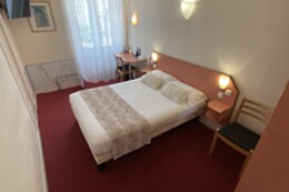 Nouvel hôtel