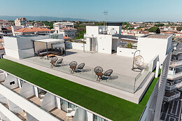 INSTANTS BOUTIQUE HOTEL