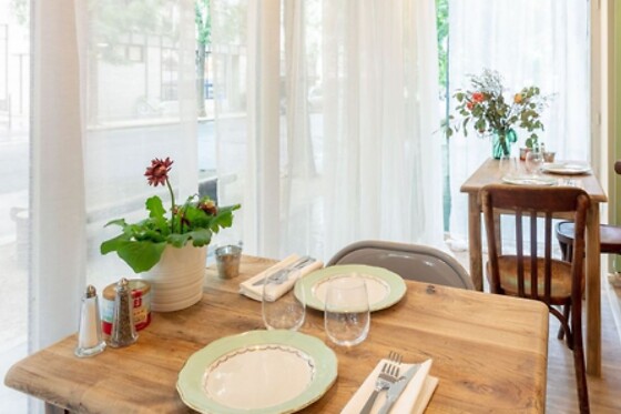 Arleta Restaurant - photo 2