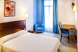 Hotel-Résidence Saint Jean**
