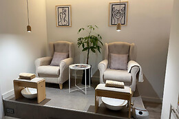 ANAT SALÓN DE BELLEZA Y SPA CAPILAR