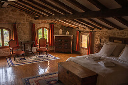 HOTEL RURAL HORT DE FORTUNYO