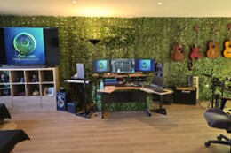 Studio Ωni-son (Ohmni-son)