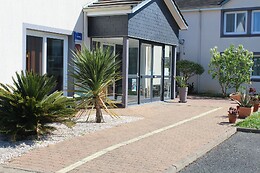 Hotel The Originals Tours Nord La Terrasse