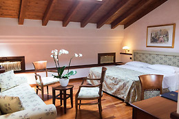 Phi Albergo dei Medaglioni