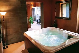 Arts Club Boutique Hotel & Spa