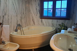 APARTAMENTOS TURÍSTICOS Y SUITES EL NOGAL