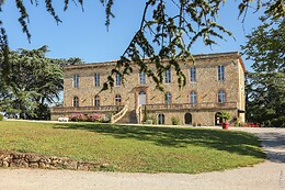 Chateau de Tauzies