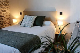 APARTAMENTOS EL ESQUILEO