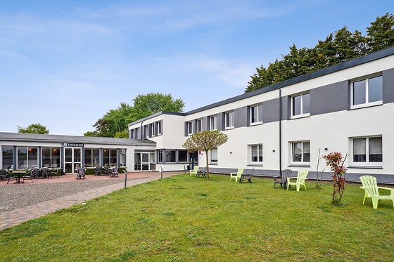 Hôtel Akena Camiers - photo 0