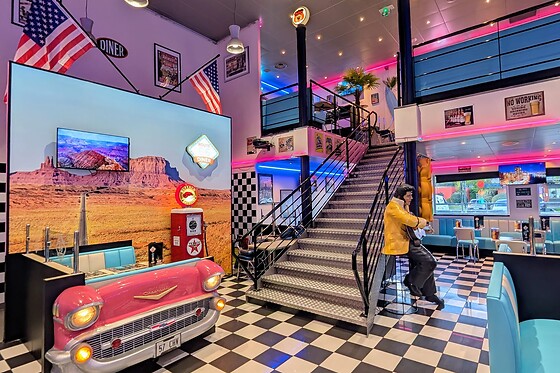 Route 66 diner - photo 0