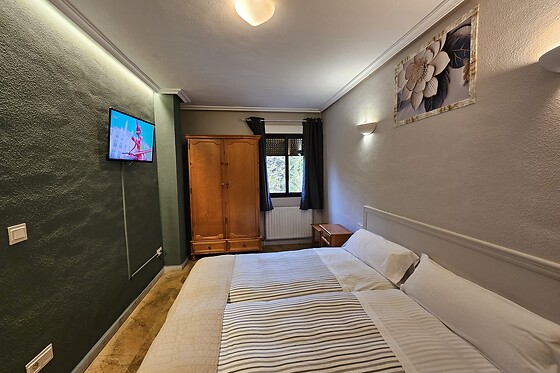 HOTEL LAS CAVENES DEL CABACO - photo 1