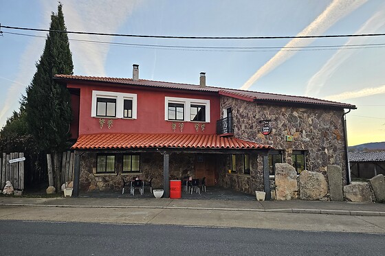HOTEL LAS CAVENES DEL CABACO - photo 0