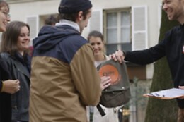 Qui veut pister ? Paris