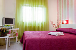 HOTEL EL MILANO REAL