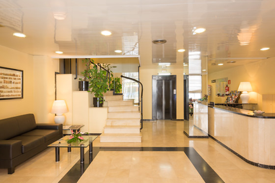 APARTHOTEL BERTRAN - photo 2