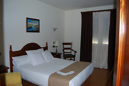 HOTEL HEREDERO