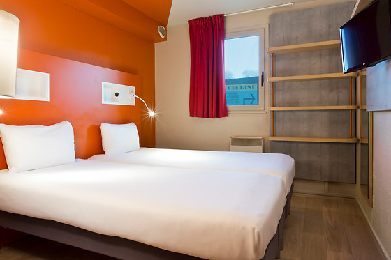 Ibis Budget Chilly Mazarin - photo 1