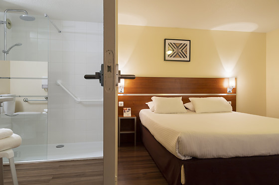 Comfort Hotel Aeroport Lyon St Exupery - photo 6