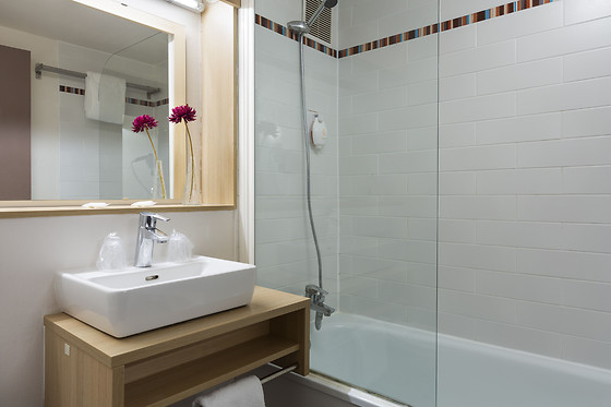 Comfort Hotel Pithiviers - photo 13