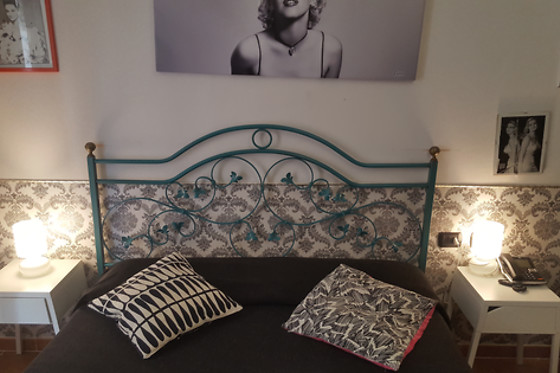 Hotel Cine Holiday - photo 0