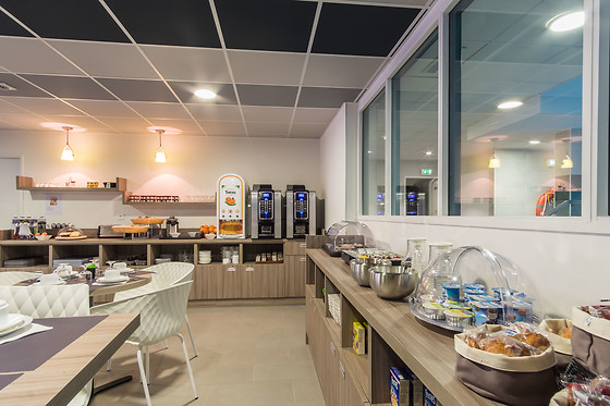 NEMEA APPART HOTEL TOURS QUAI VICTOR - photo 1
