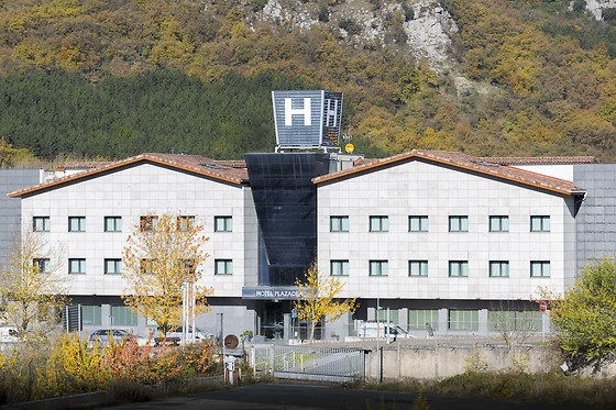 HOTEL PLAZAOLA - photo 1