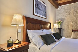 Hotel The Originals Le Relais de Saint-Preuil