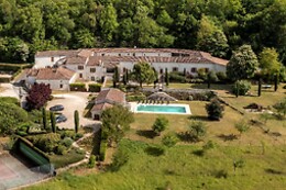 Hotel The Originals Le Relais de Saint-Preuil