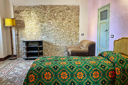 Collis Petri Relais