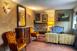 Collis Petri Relais