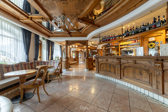 Family Hotel La Perla - photo 2