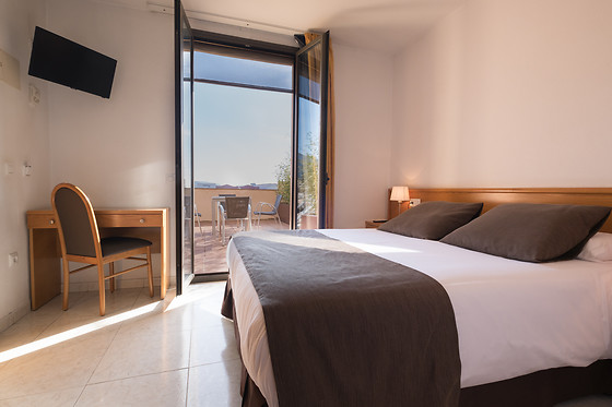 HOTEL ALTA GARROTXA - photo 4