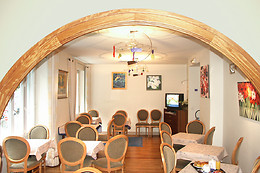 Rex Hotel***