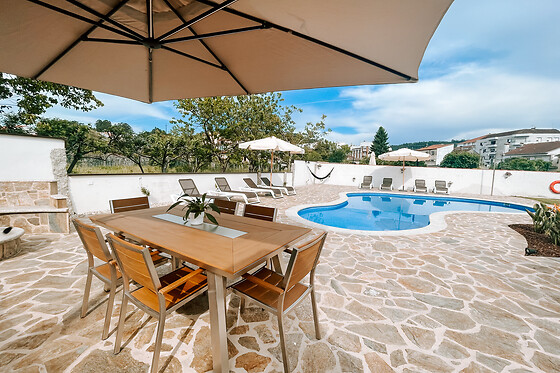 HOTEL VILLA GALICIA - photo 1