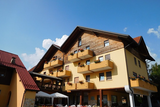 Albergo Vescovi - photo 2