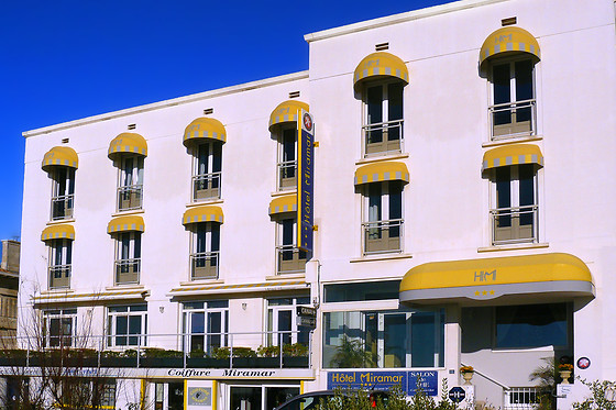 Hotel The Originals Royan Miramar - photo 3