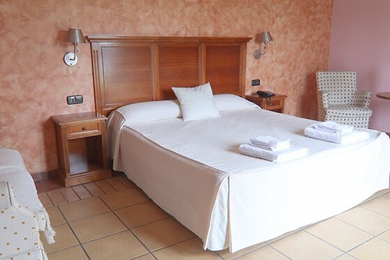 HOTEL DOÑA MAFALDA DE CASTILLA - photo 3