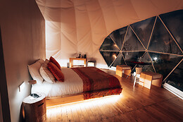 UnderDome Glamping