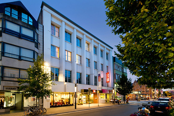 Ibis Kortrijk Centrum - photo 6