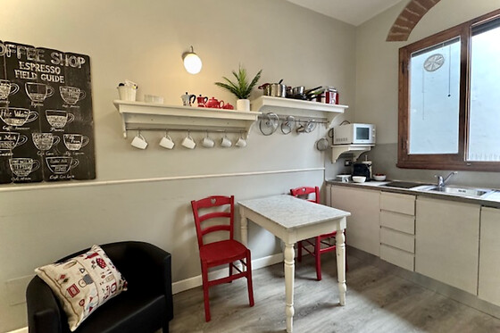 VELLUTI CHIC HOUSE - photo 4