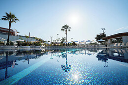Mouratoglou Hôtel & Resort