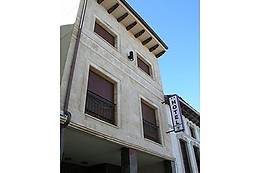 HOTEL EL ROBLE
